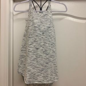 Worn once Lulu tank cute back with padded bralette